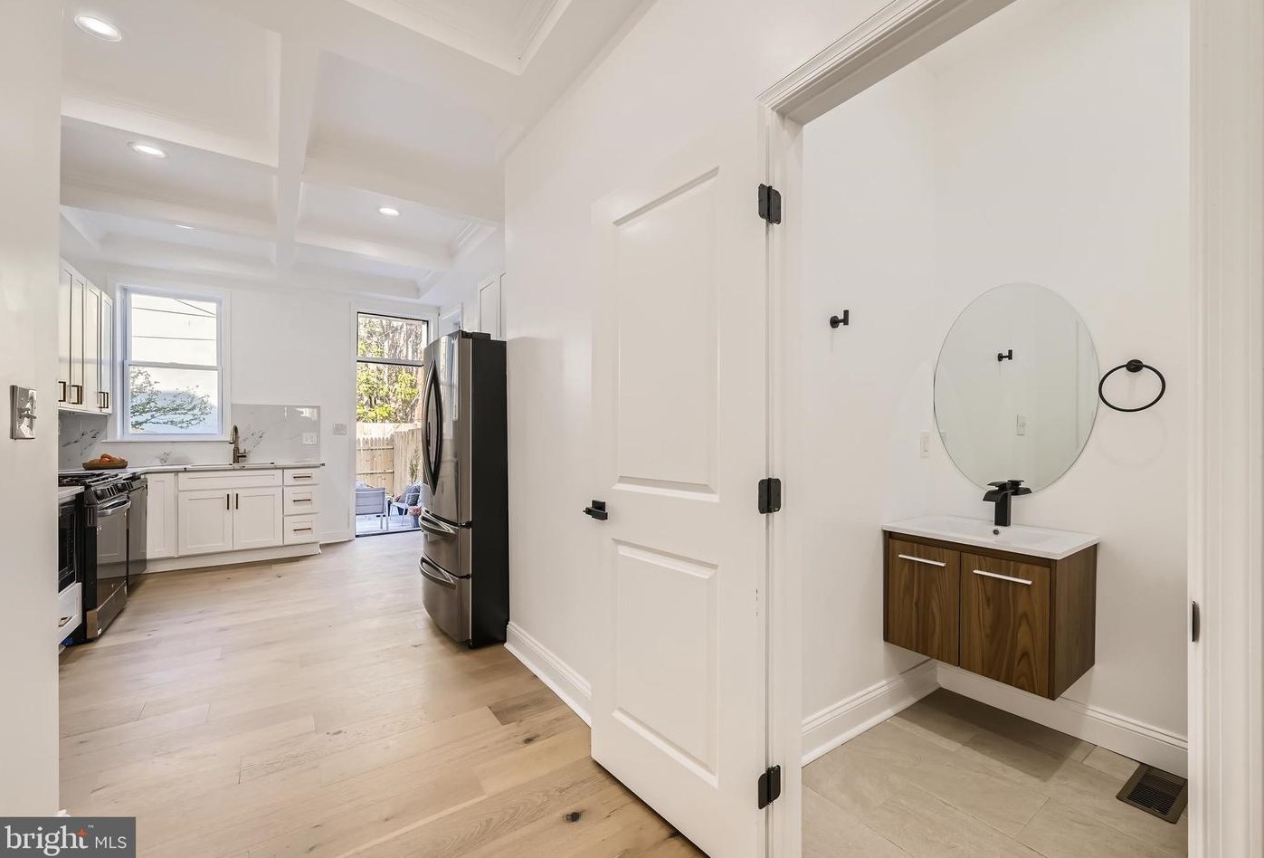 1606 Caroline St, Baltimore MD  21213-3332 exterior