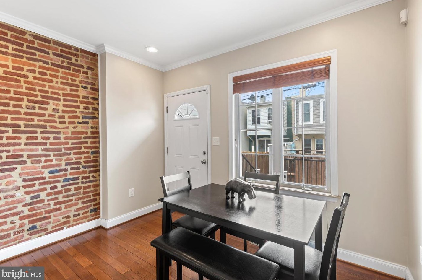 160 Curley St, Baltimore MD  21224-1331 exterior