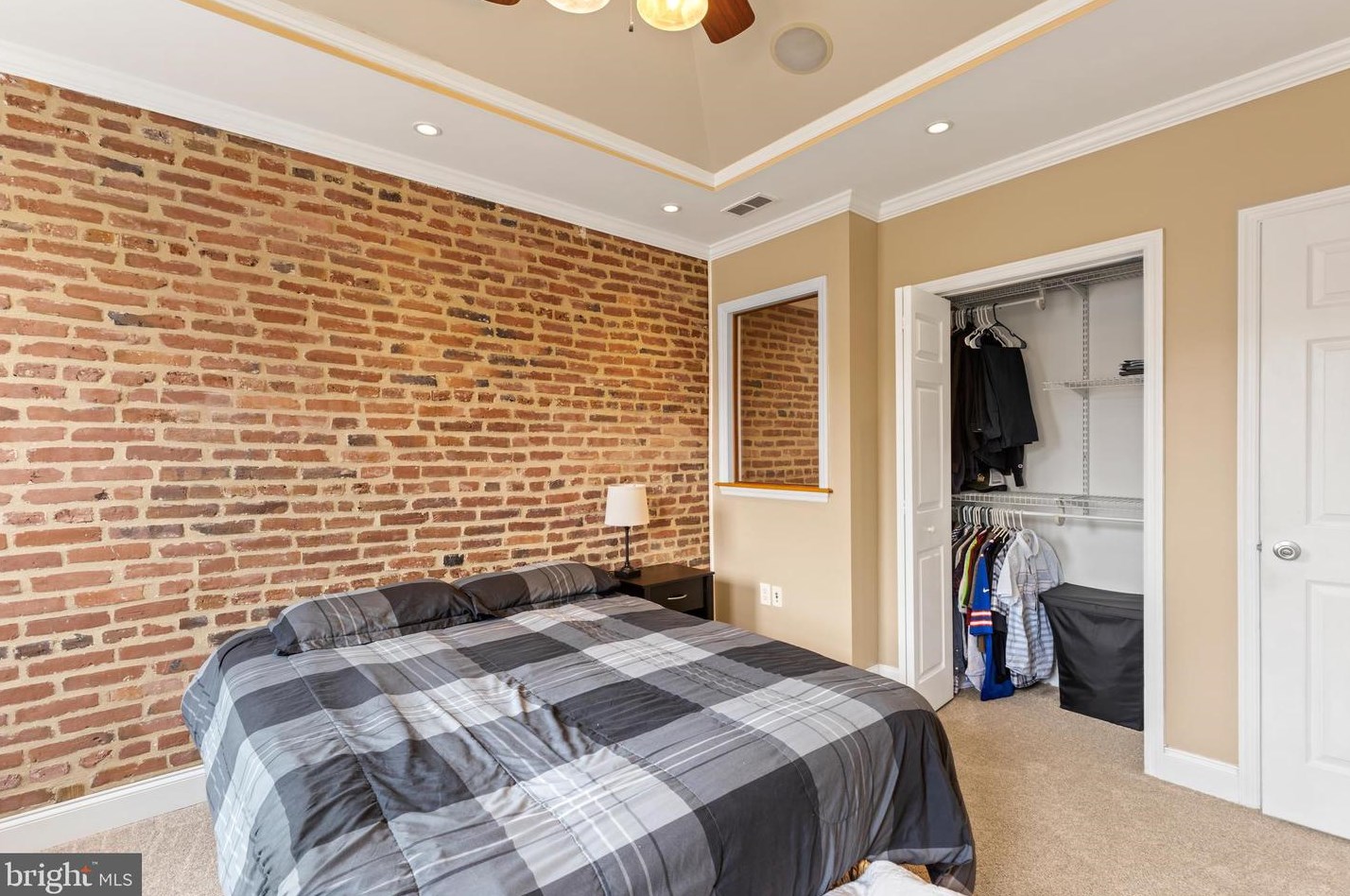 160 Curley St, Baltimore MD  21224-1331 exterior