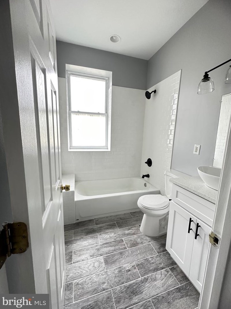 4201 Fernhill Ave, Baltimore MD  21215-4827 exterior