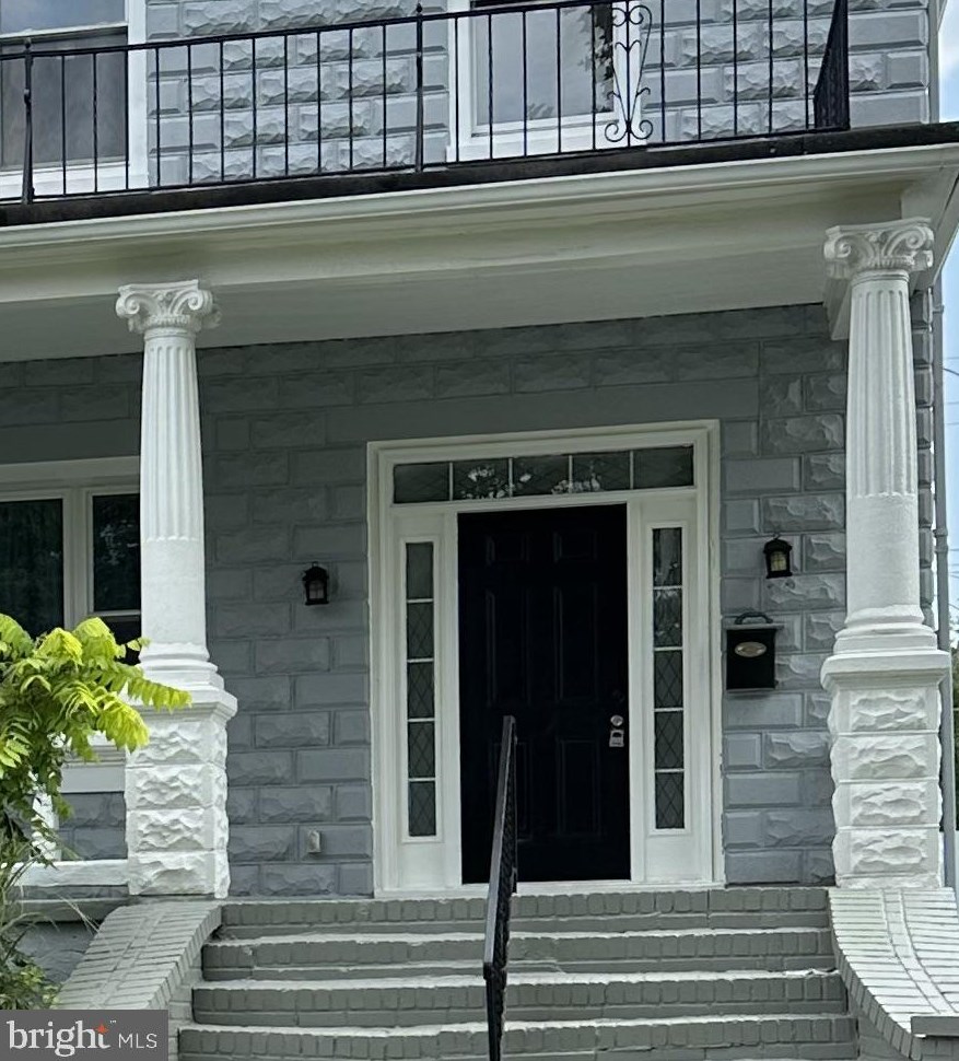 4201 Fernhill Ave, Baltimore MD  21215-4827 exterior