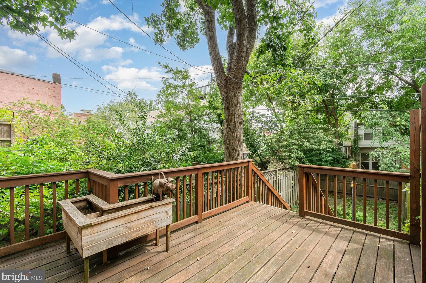 913 Mchenry St, Baltimore MD 21223-2901 exterior