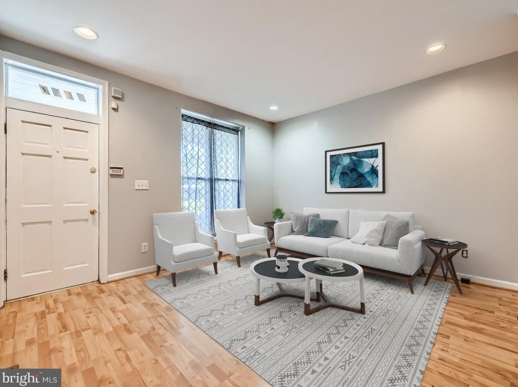 2705 Barclay St, Baltimore MD 21218-4707 exterior