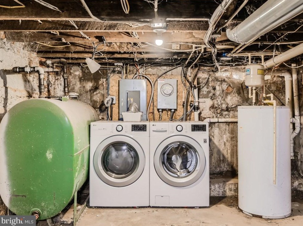 2705 Barclay St, Baltimore MD 21218-4707 exterior