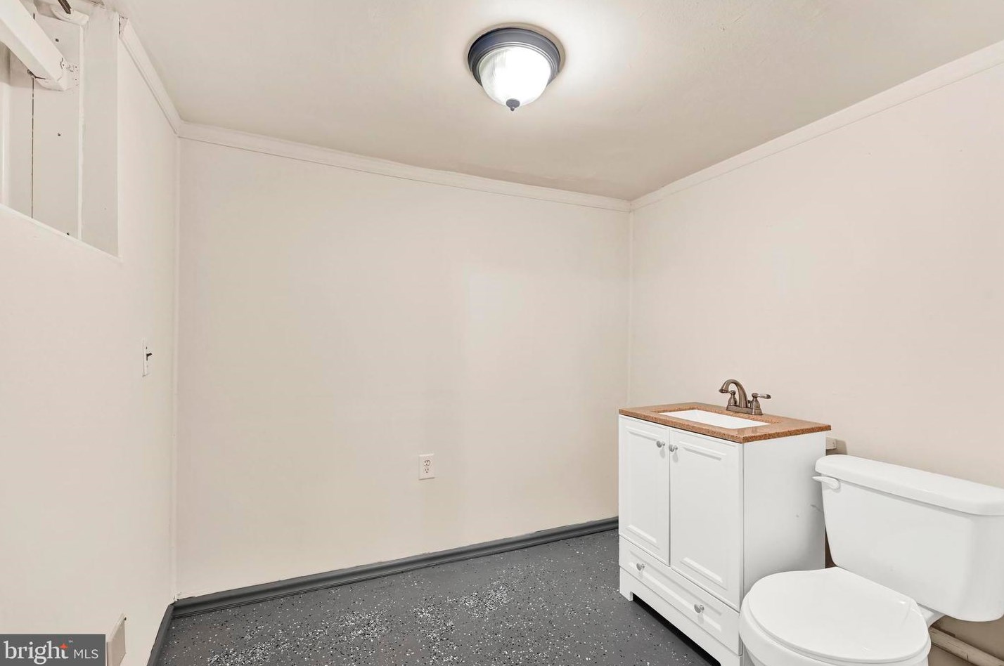 13 Kossuth St, Baltimore MD  21229-3752 exterior