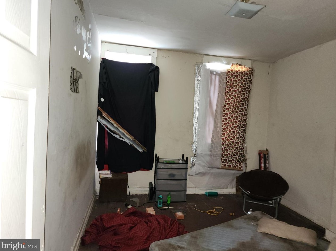 2027 Christian St, Baltimore MD  21223-2935 exterior