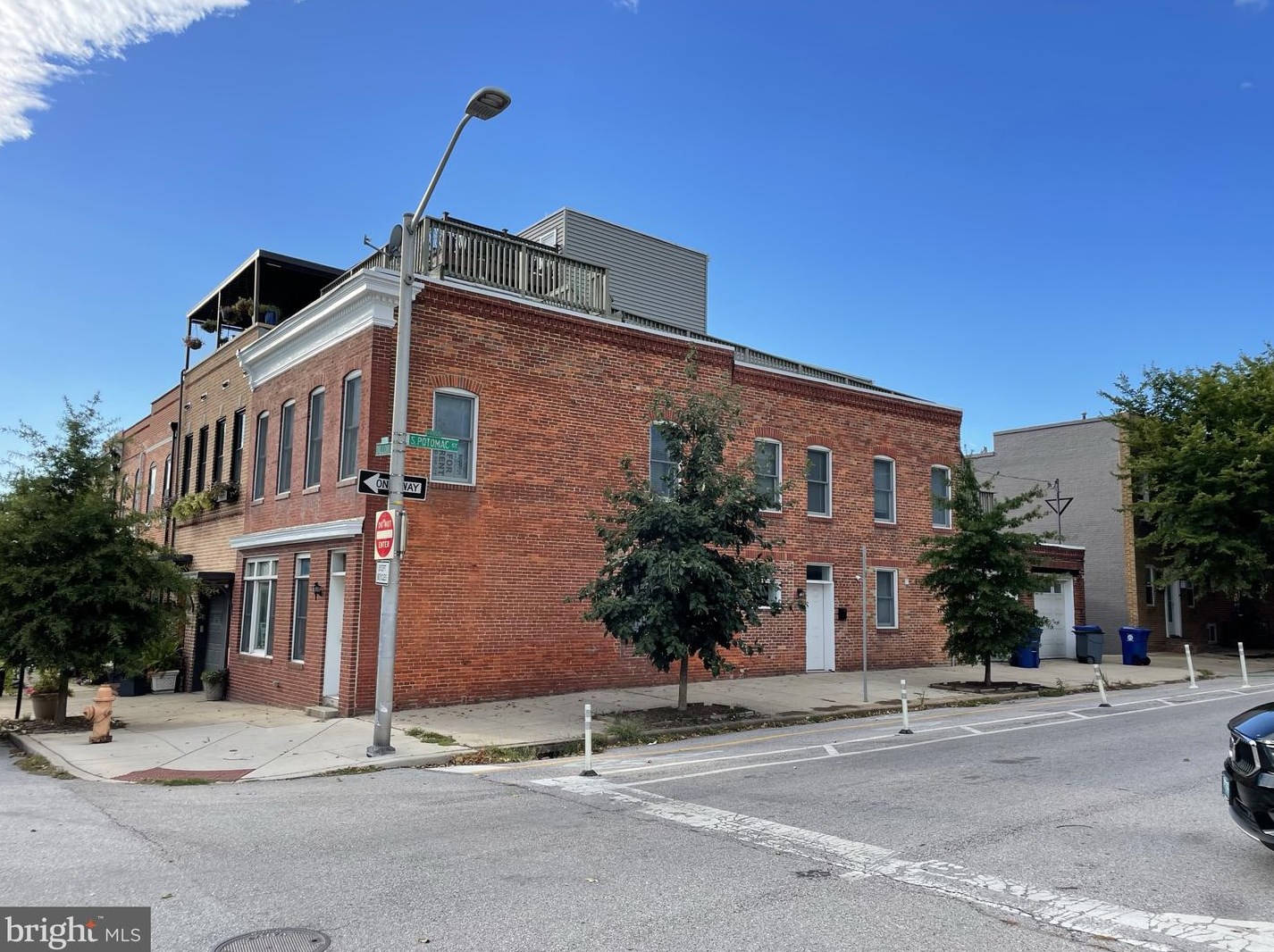 2932 Dillon St, Baltimore MD  21224-4835 exterior