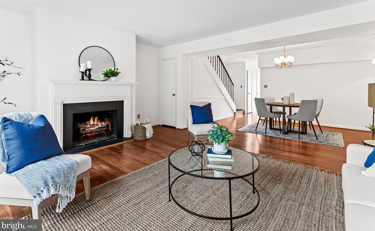 4 Palmer Grn Ct, Baltimore MD 21210-1502 exterior