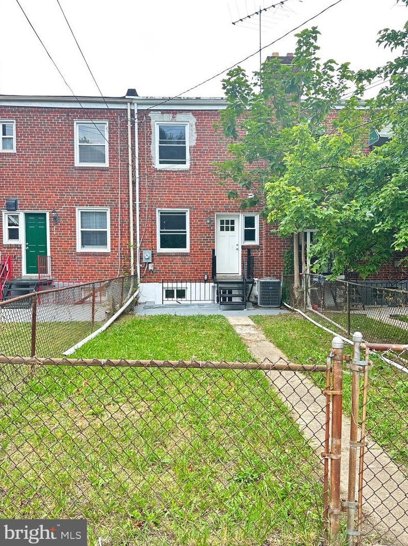 4872 Greencrest Rd, Baltimore MD  21206-4625 exterior