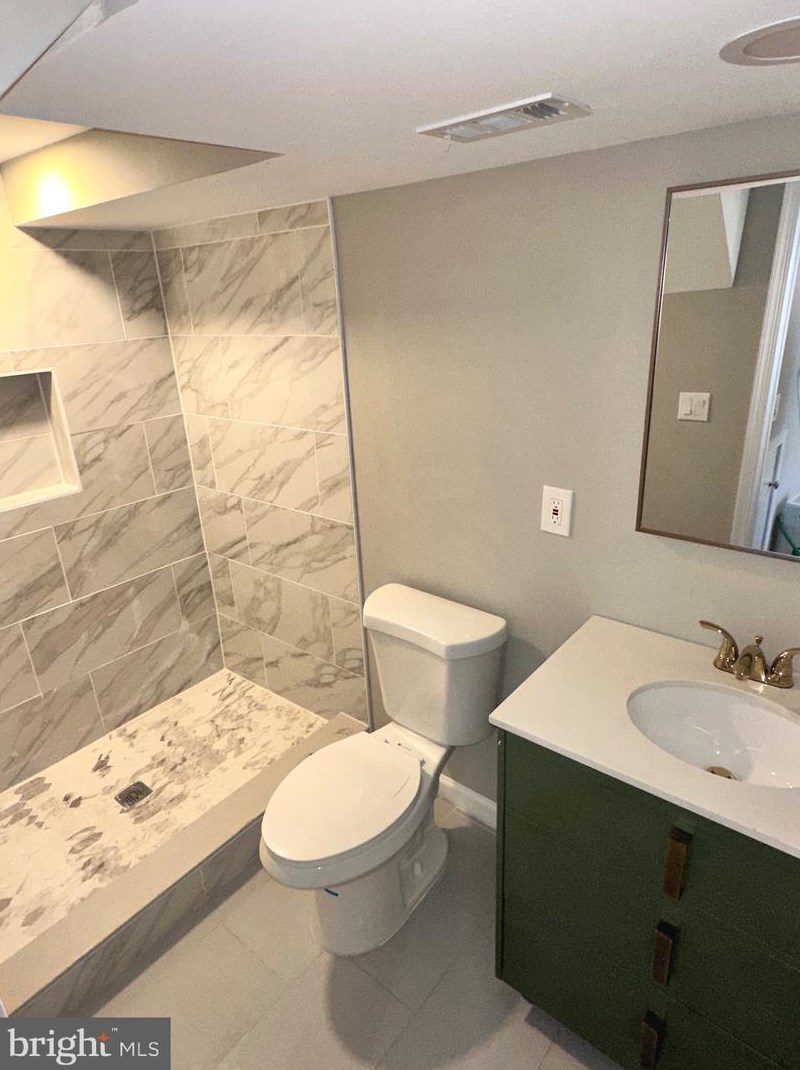4872 Greencrest Rd, Baltimore MD  21206-4625 exterior