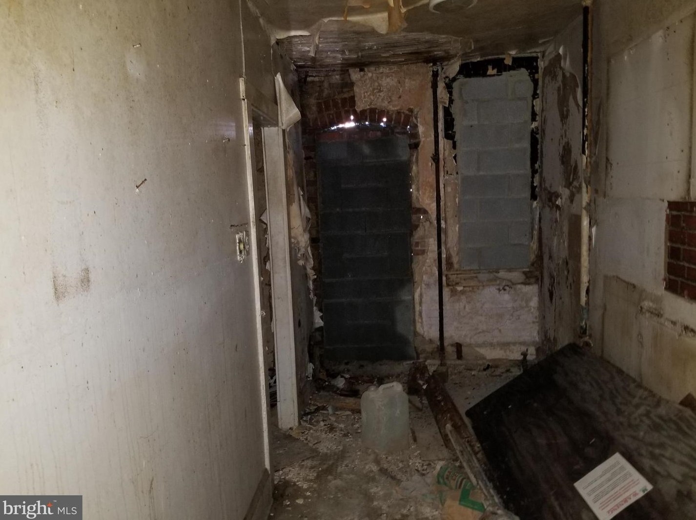 2528 Garrett Ave, Baltimore MD 21218-4824 exterior