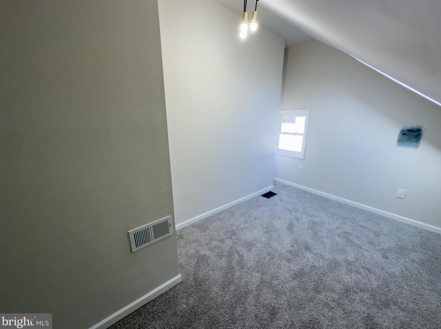 539 Pontiac Ave, Baltimore MD  21225-2002 exterior