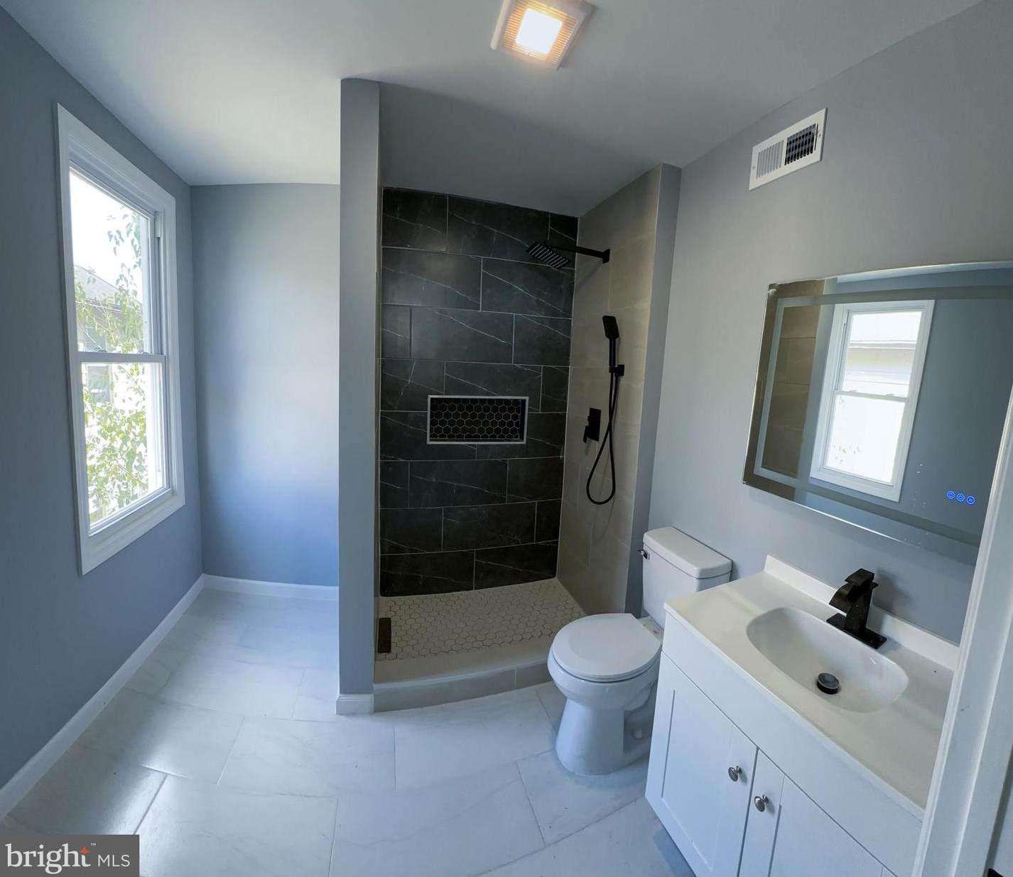 539 Pontiac Ave, Baltimore MD  21225-2002 exterior