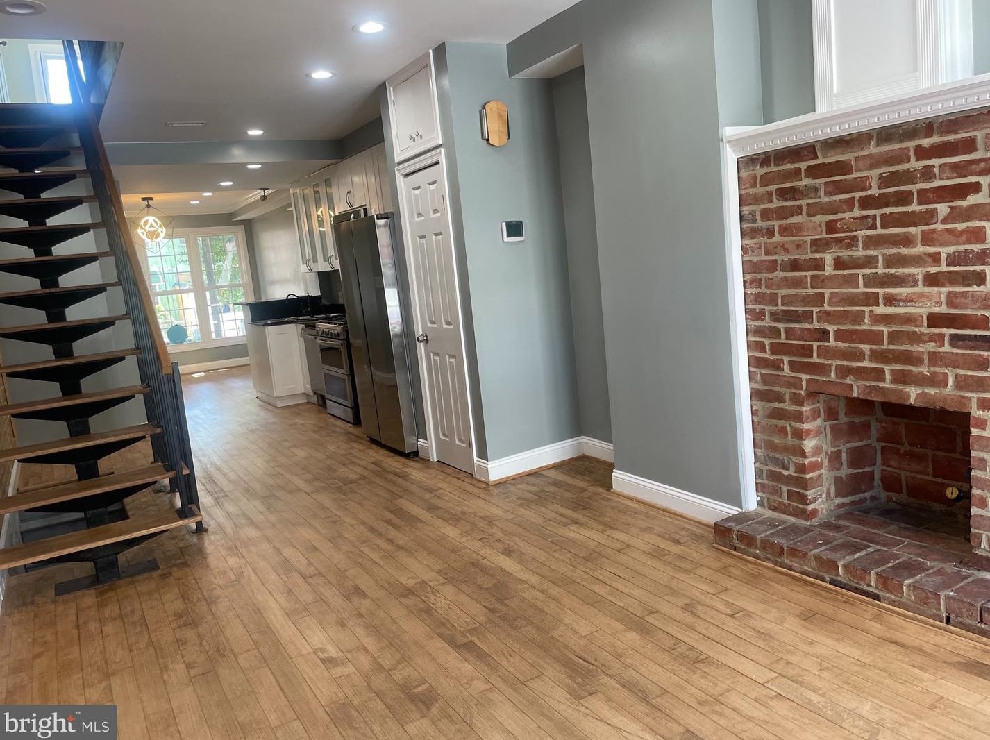 3819 Mount Pleasant Ave, Baltimore MD  21224-2441 exterior