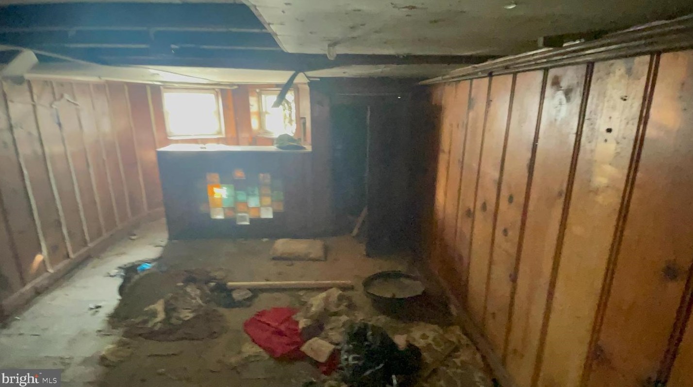 1737 Carey St, Baltimore MD  21217-1715 exterior