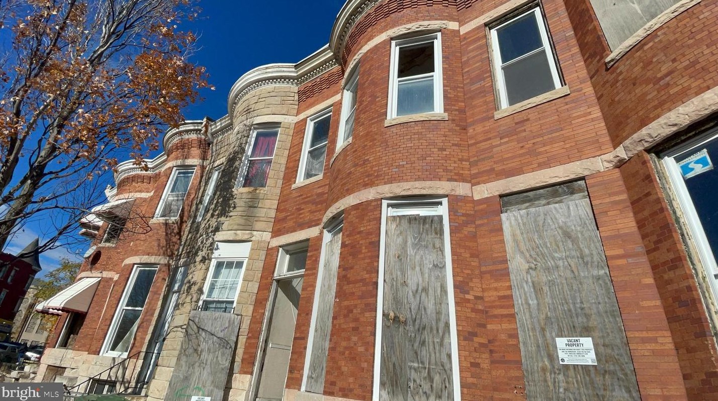 1737 Carey St, Baltimore MD  21217-1715 exterior