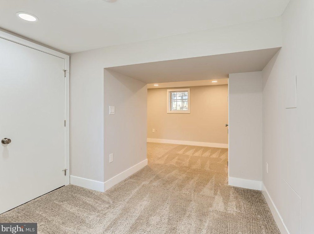6204 Everall Ave, Baltimore MD  21206-1903 exterior