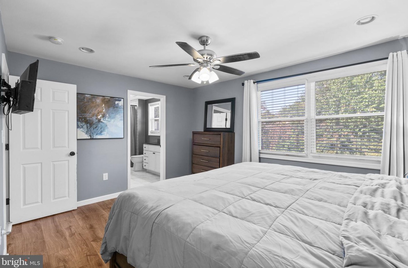 4406 Clydesdale Ave, Baltimore MD  21211-1207 exterior