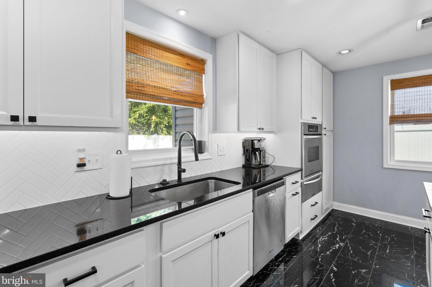 4406 Clydesdale Ave, Baltimore MD  21211-1207 exterior