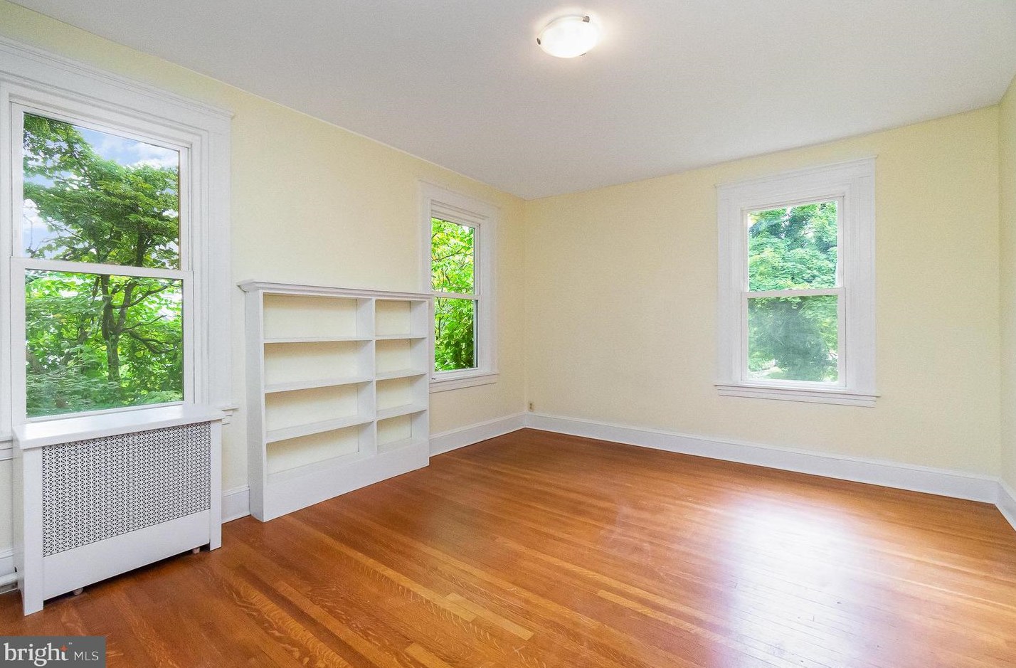 2701 Whitney Ave, Baltimore MD 21215-4026 exterior