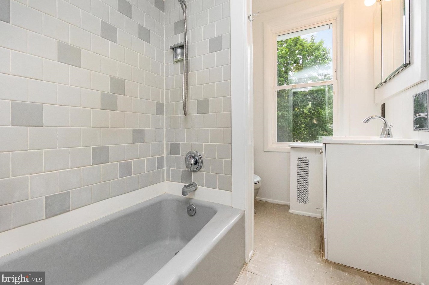 2701 Whitney Ave, Baltimore MD 21215-4026 exterior