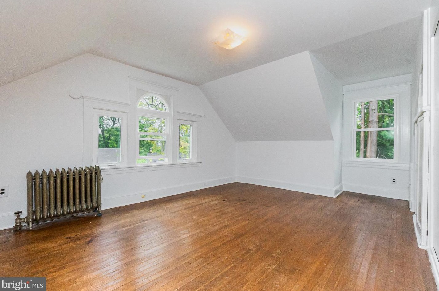 2701 Whitney Ave, Baltimore MD 21215-4026 exterior