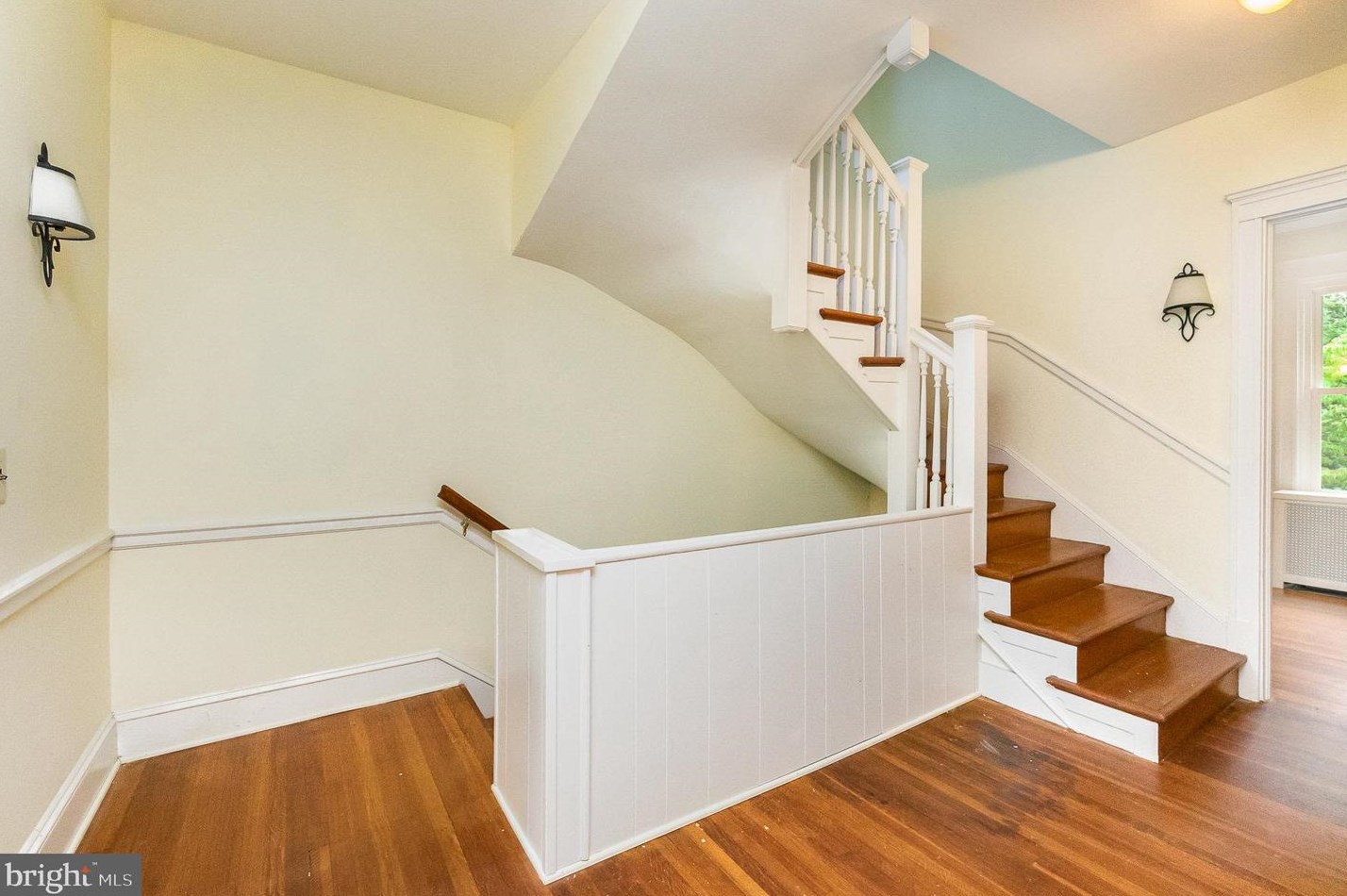 2701 Whitney Ave, Baltimore MD 21215-4026 exterior