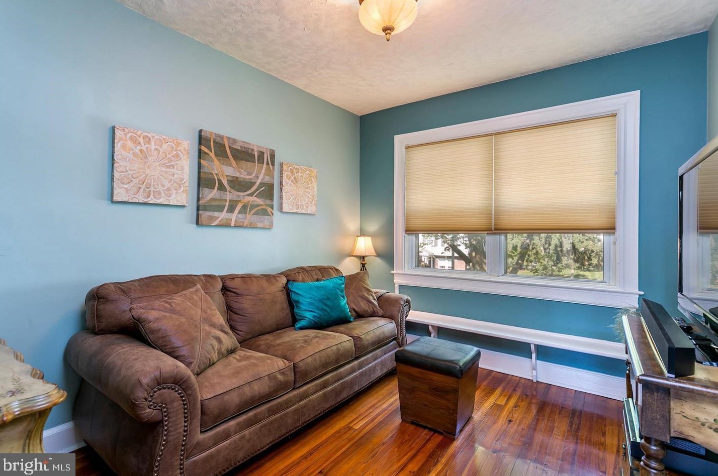 3205 Howard Park Ave, Baltimore MD 21207-6741 exterior