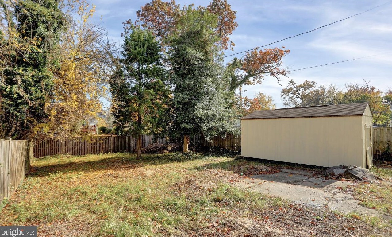 5303 Midwood Ave, Baltimore MD  21212-4304 exterior