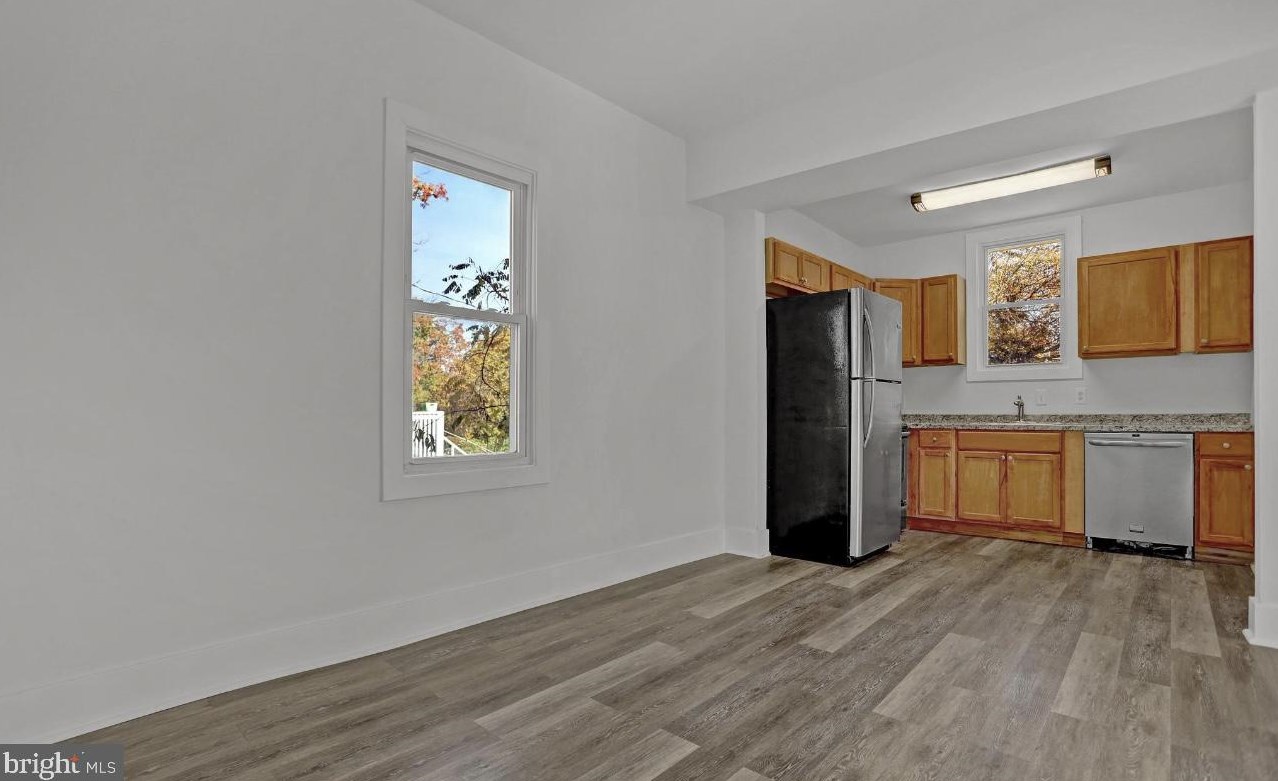 5303 Midwood Ave, Baltimore MD  21212-4304 exterior