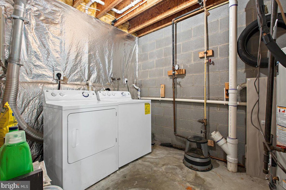 213 Presstman St, Baltimore MD  21217-4358 exterior