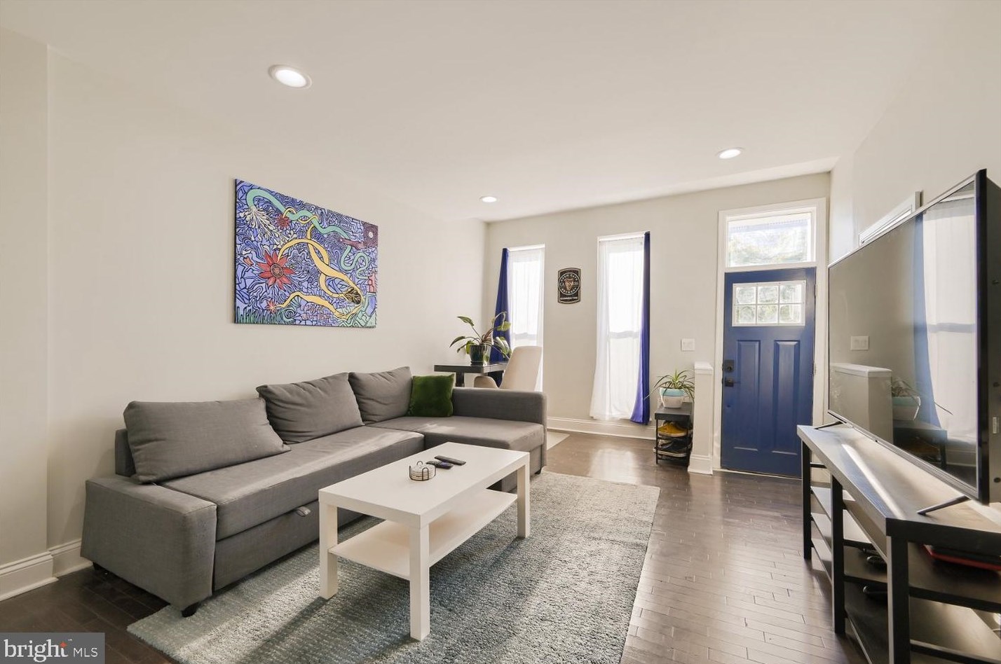 1927 Guilford Ave, Baltimore MD  21218-6139 exterior