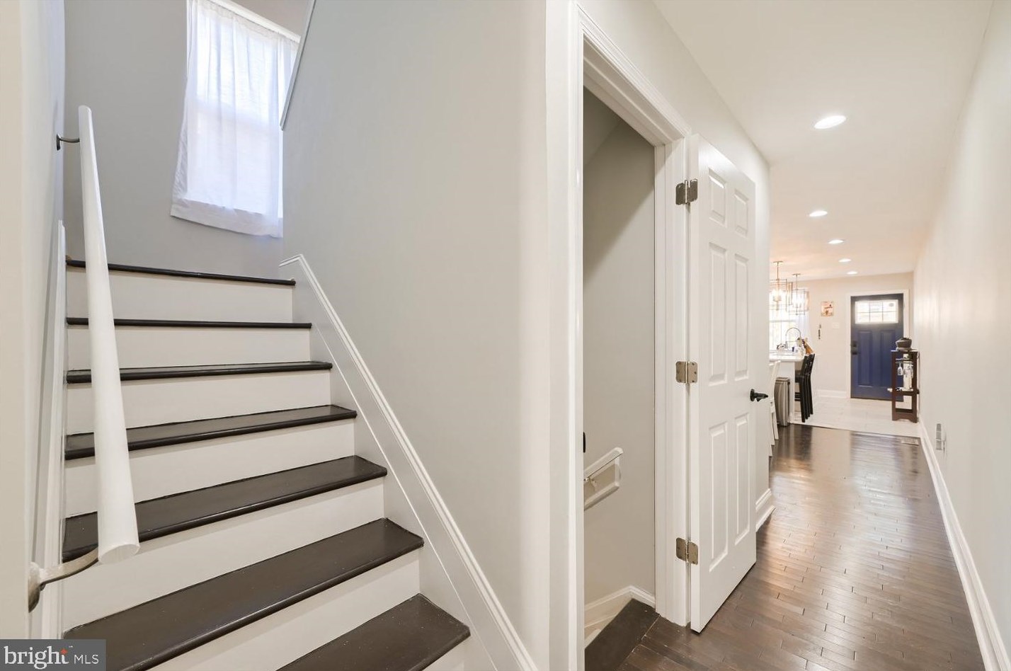 1927 Guilford Ave, Baltimore MD  21218-6139 exterior