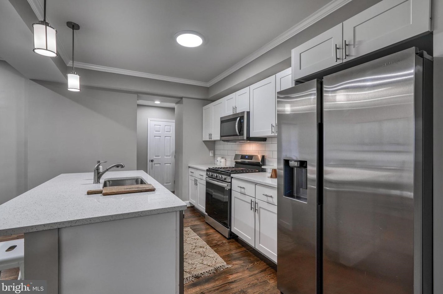 813 Woodington Rd, Baltimore MD  21229-1839 exterior