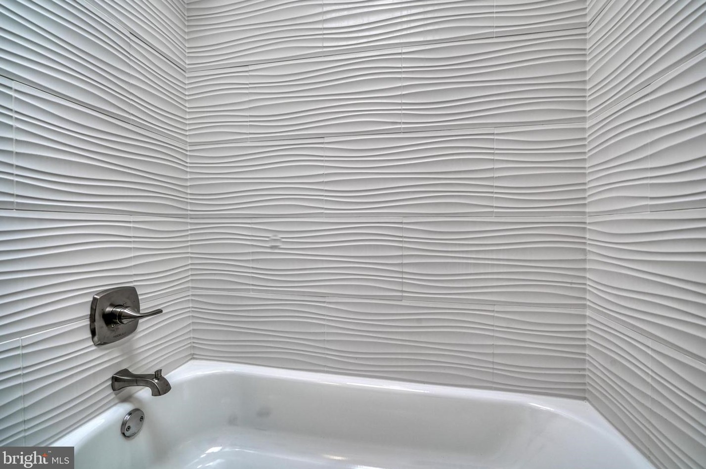 813 Woodington Rd, Baltimore MD  21229-1839 exterior