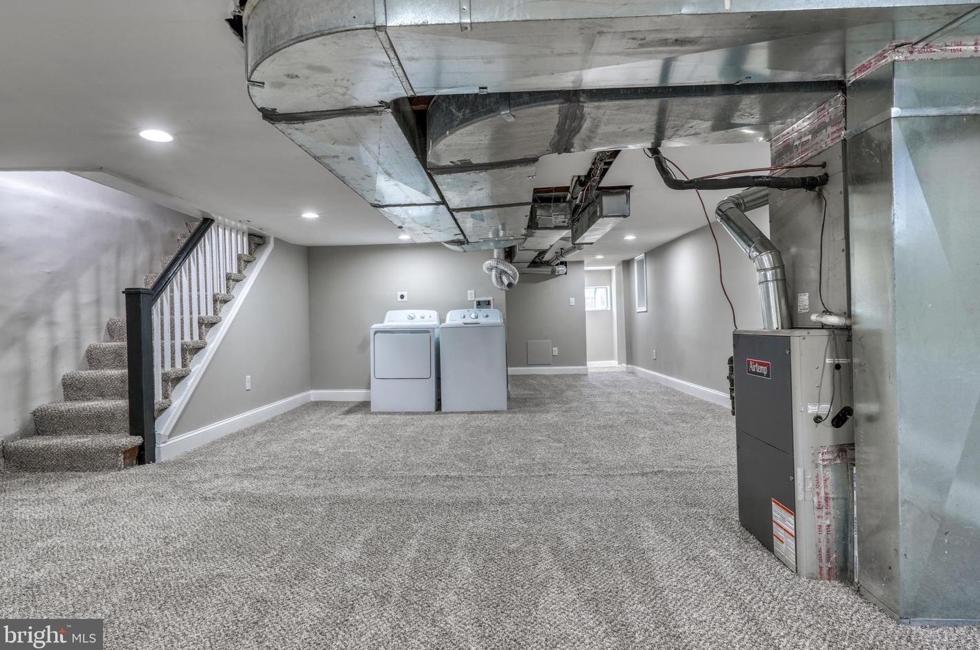 813 Woodington Rd, Baltimore MD  21229-1839 exterior