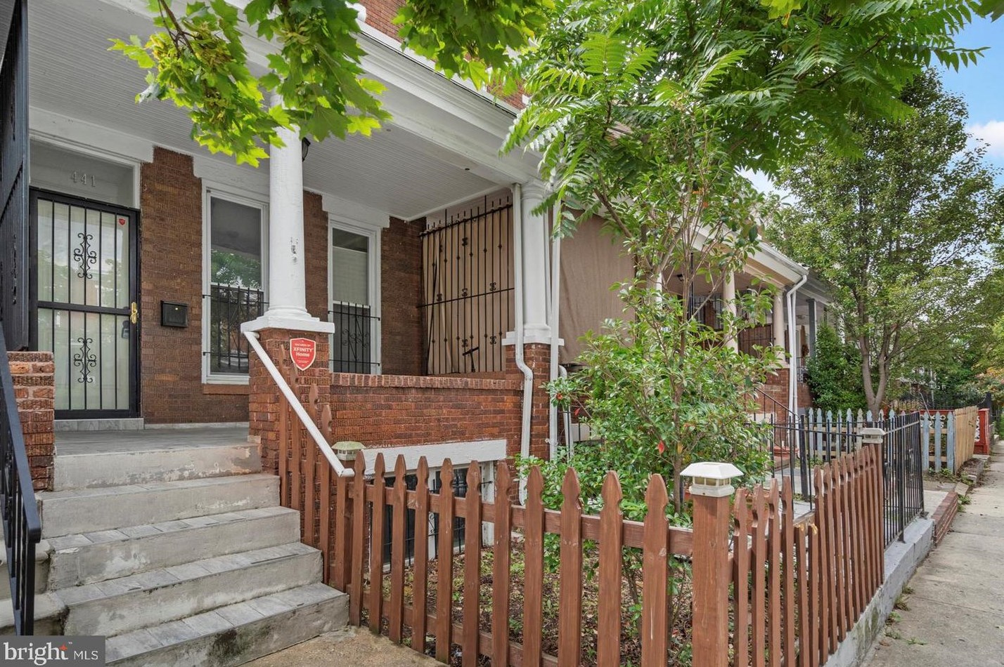 441 Ilchester Ave, Baltimore MD  21218-4434 exterior