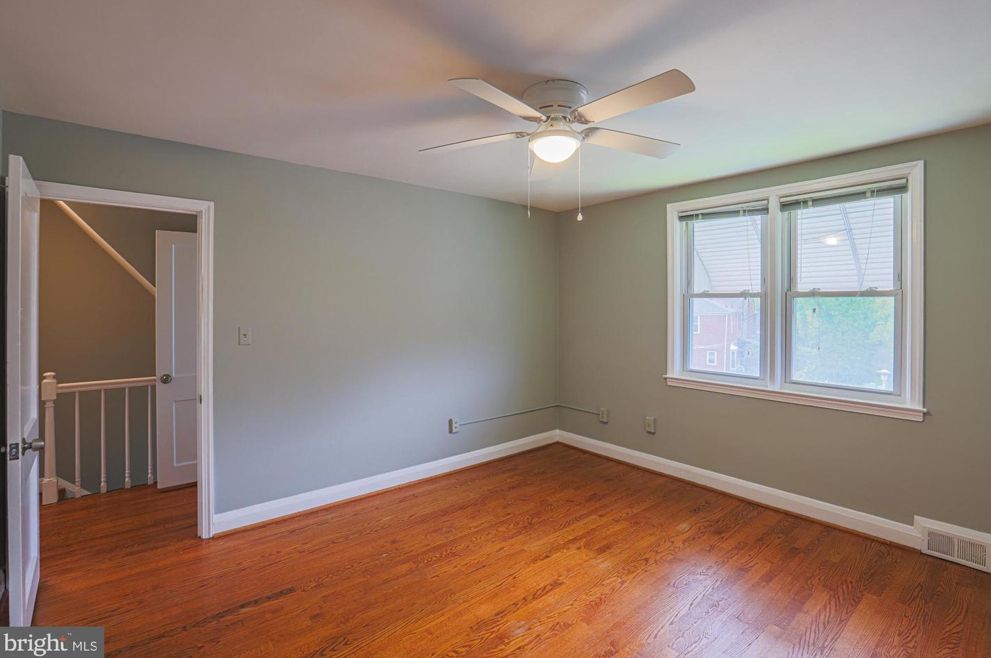 4902 Lindsay Rd, Baltimore MD 21229-1201 exterior