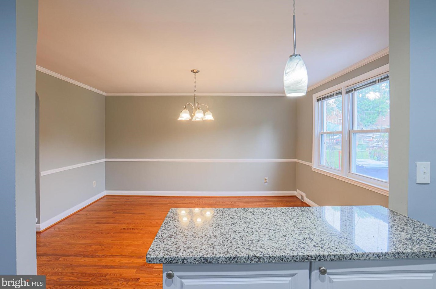 4902 Lindsay Rd, Baltimore MD 21229-1201 exterior