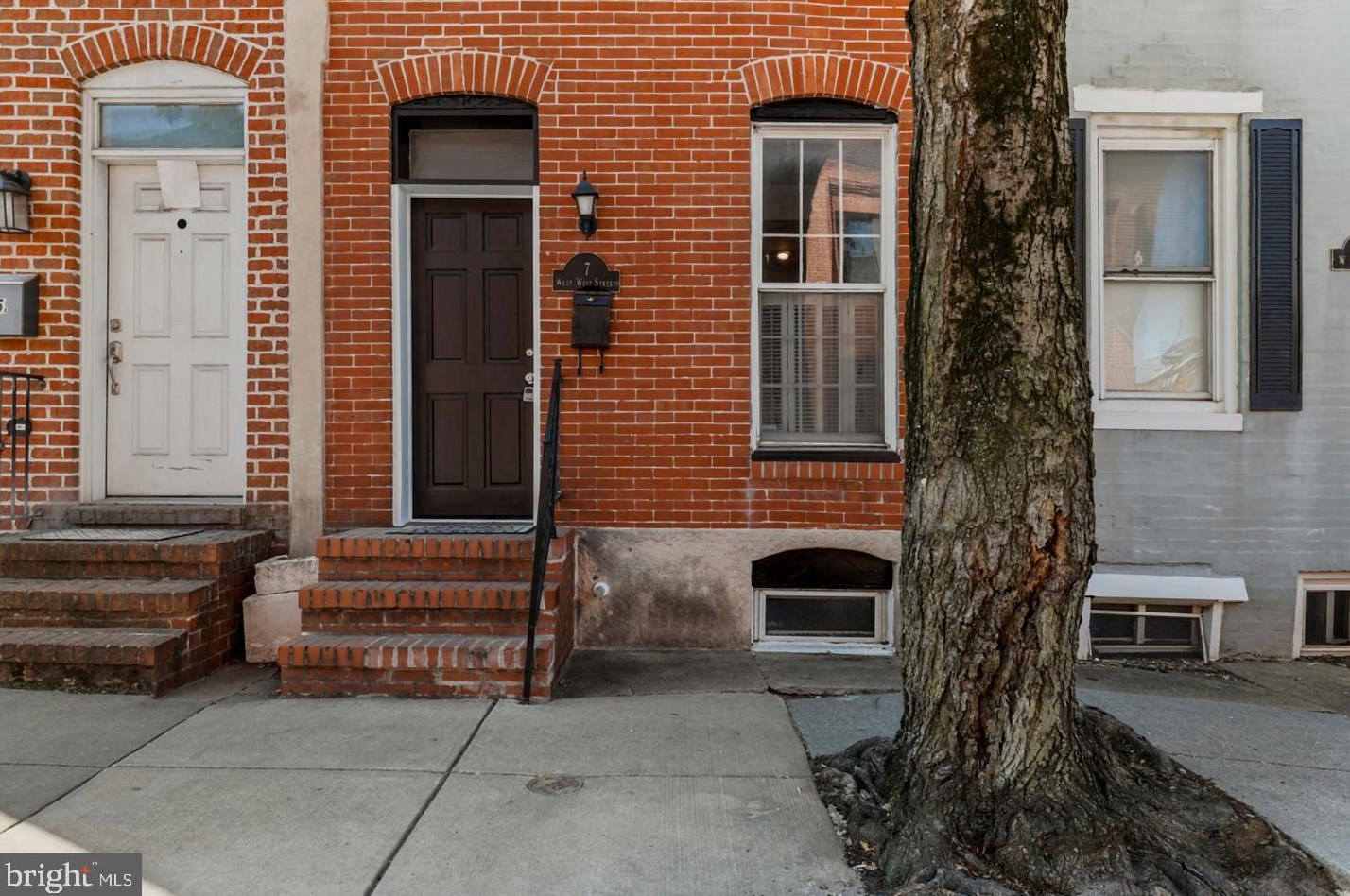 7 West St, Baltimore MD  21230-4212 exterior