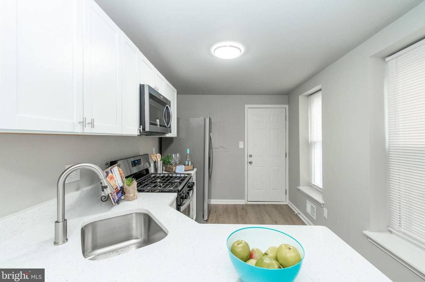 506 Collington Ave, Baltimore MD  21205-2307 exterior