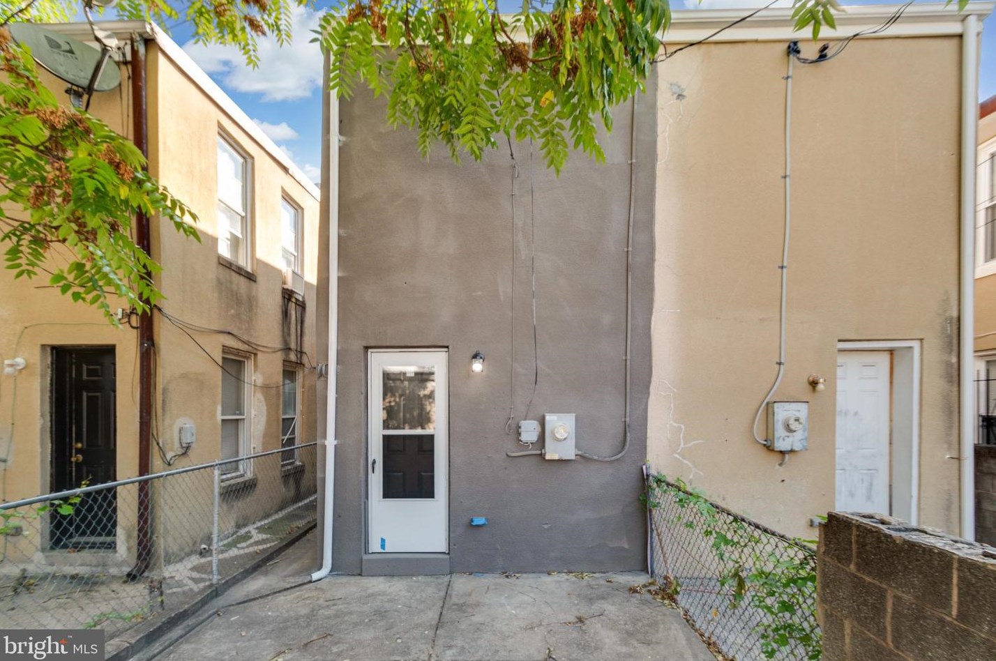 506 Collington Ave, Baltimore MD  21205-2307 exterior