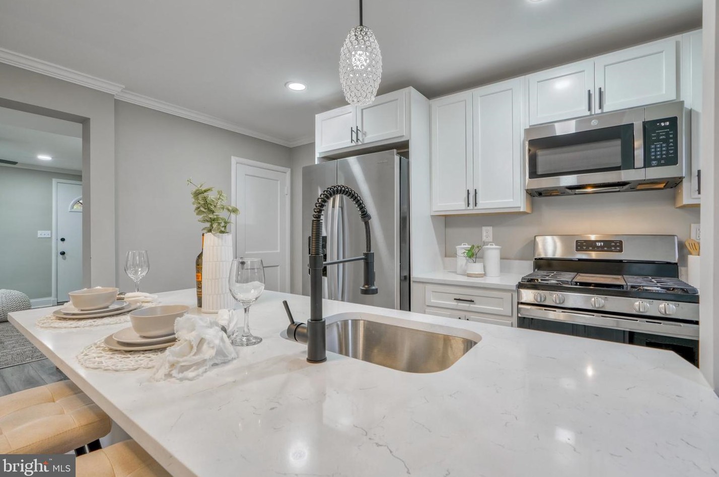 3705 Bayonne Ave, Baltimore MD 21206-2836 exterior