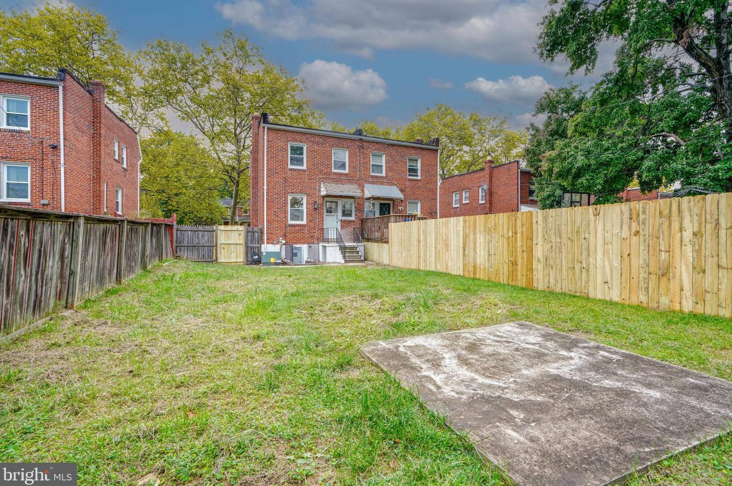 3705 Bayonne Ave, Baltimore MD 21206-2836 exterior