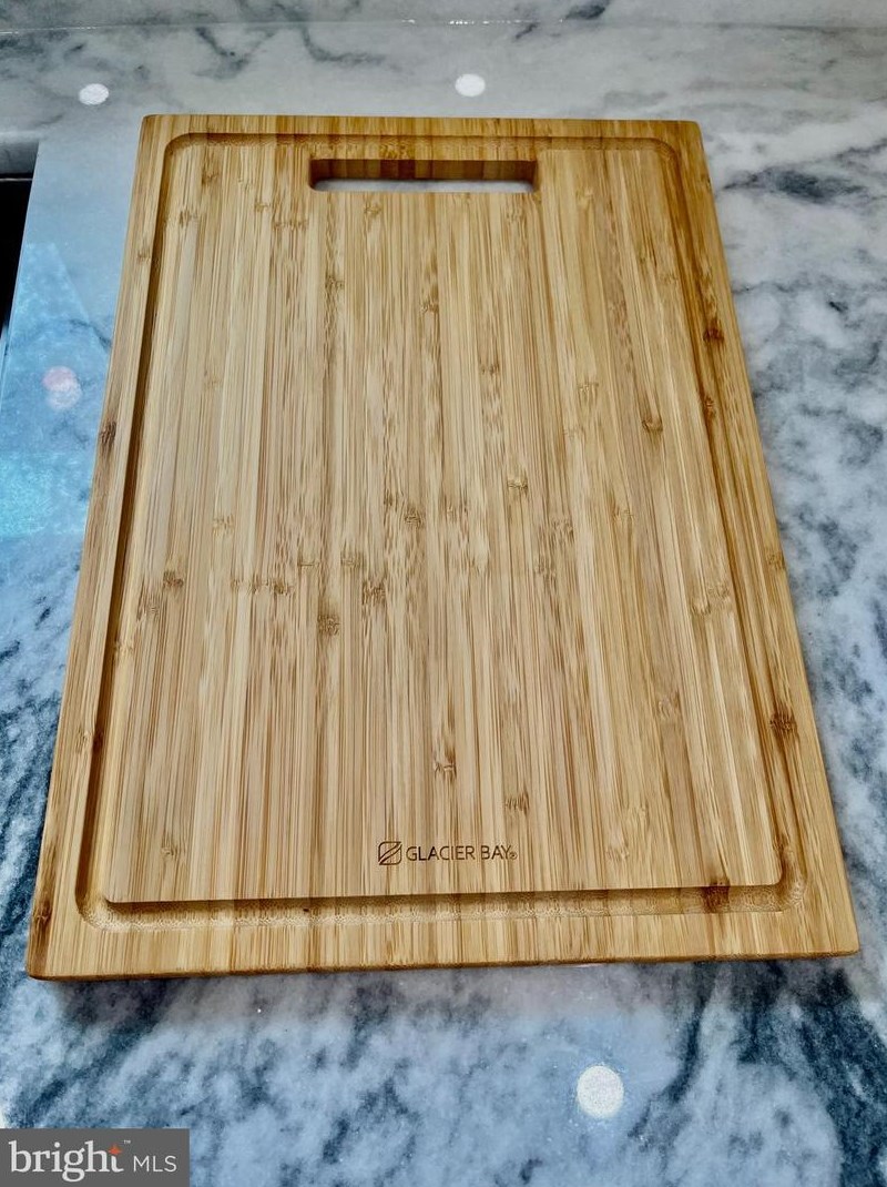 3531 Horton Ave, Baltimore MD 21225-1844 exterior