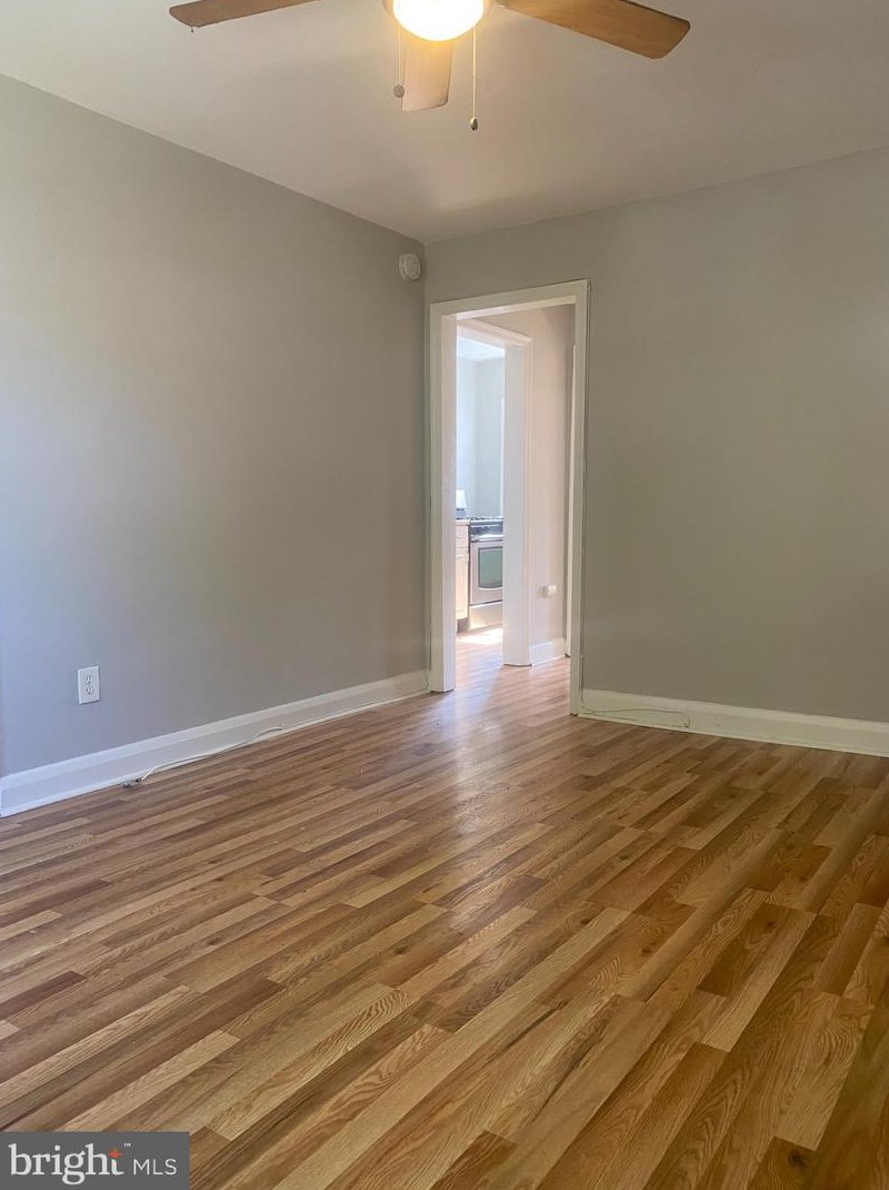 1617 Popland St, Baltimore MD 21226-1215 exterior