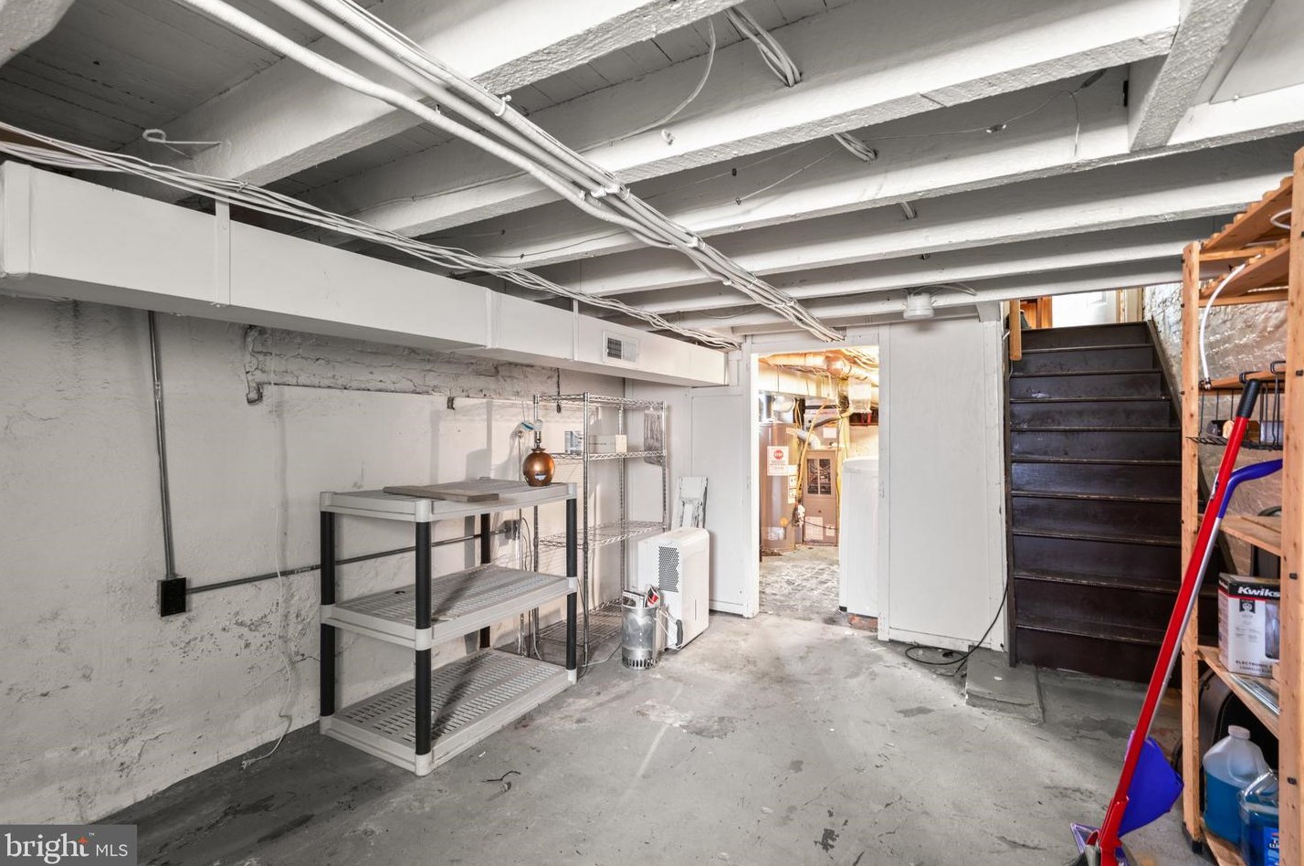 1303 Patapsco St, Baltimore MD 21225-4019 exterior