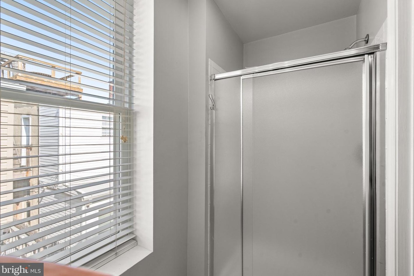 1303 Patapsco St, Baltimore MD 21225-4019 exterior