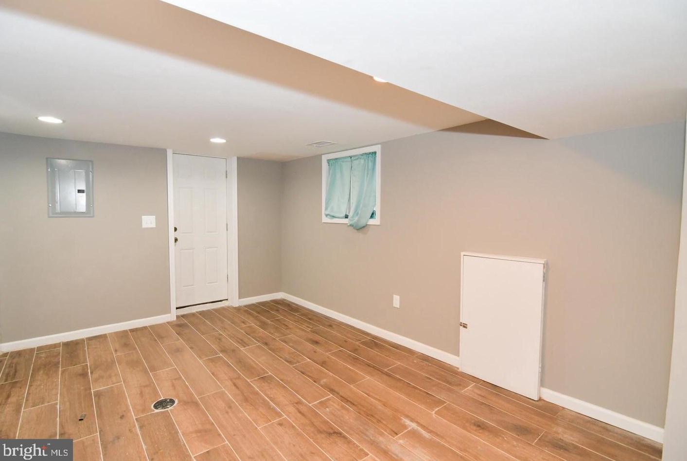 3311 Dolfield Ave, Baltimore MD  21215-7226 exterior