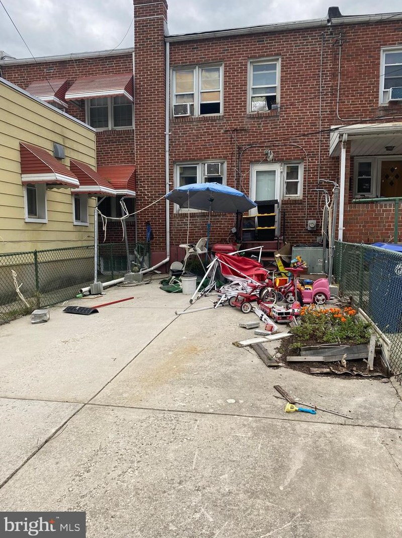 821 Umbra St, Baltimore MD  21224-4612 exterior